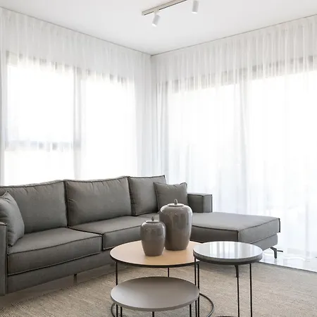 Aparthotel Downtown Park 2*
