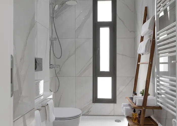 Downtown Park Aparthotel Paphos