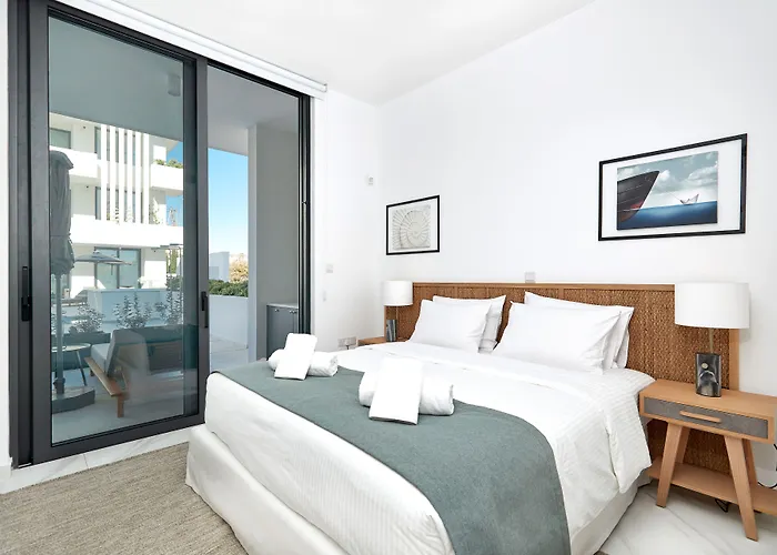 Downtown Park Aparthotel