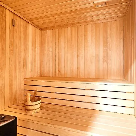 Downtown Park Apart-hotel 4*