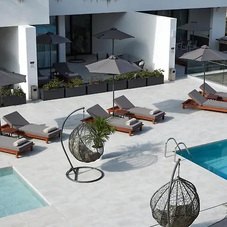 Downtown Park Apartmanhotel Paphos