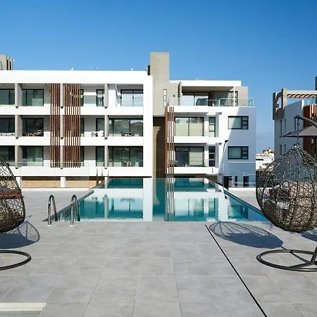Downtown Park Aparthotel