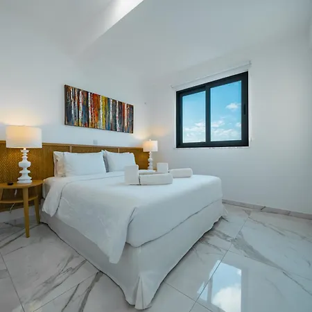 Downtown Park Aparthotel