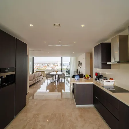 Apartmanhotel Downtown Park 4*