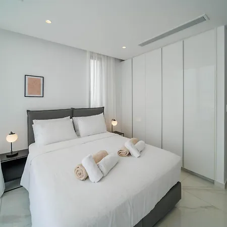 Downtown Park Apartmanhotel Paphos