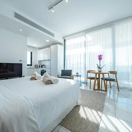 Aparthotel Downtown Park 2*