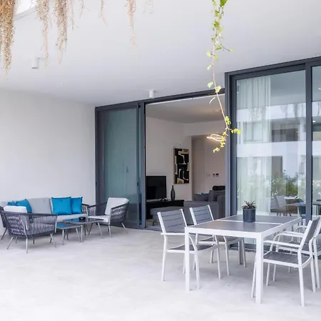 Aparthotel Downtown Park By Deserve 4*