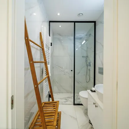 Downtown Park Apartmanhotel Paphos
