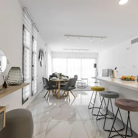 Apartmanhotel Downtown Park 4*