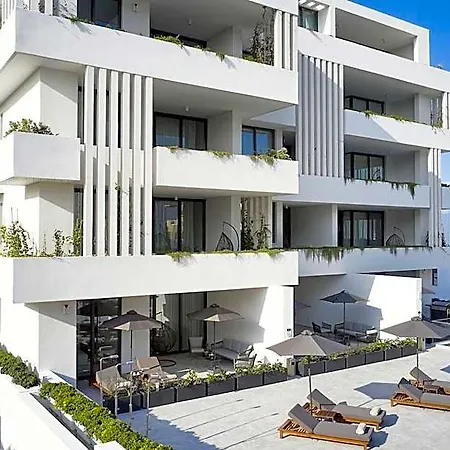 Aparthotel Downtown Park By Deserve Paphos