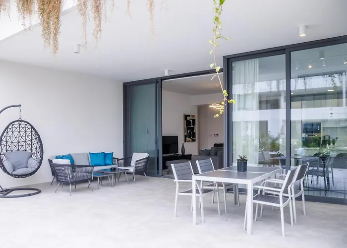 Apartahotel Downtown Park 4*