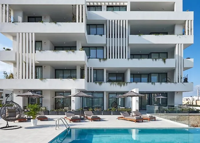 Downtown Park Apartmanhotel Paphos