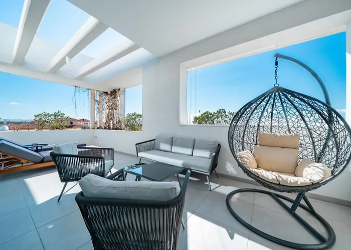 Downtown Park Apartmanhotel Paphos